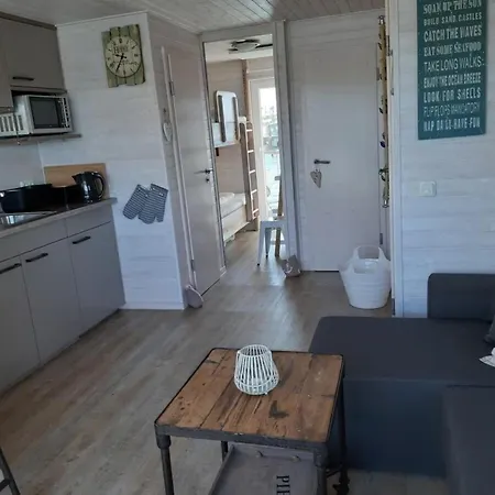 Úszó hotel Sealodge I Huus &